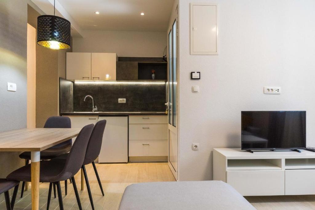 Apartments Gavran 2. 바스카보다 외부 사진