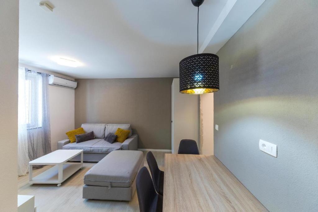 Apartments Gavran 2. 바스카보다 외부 사진