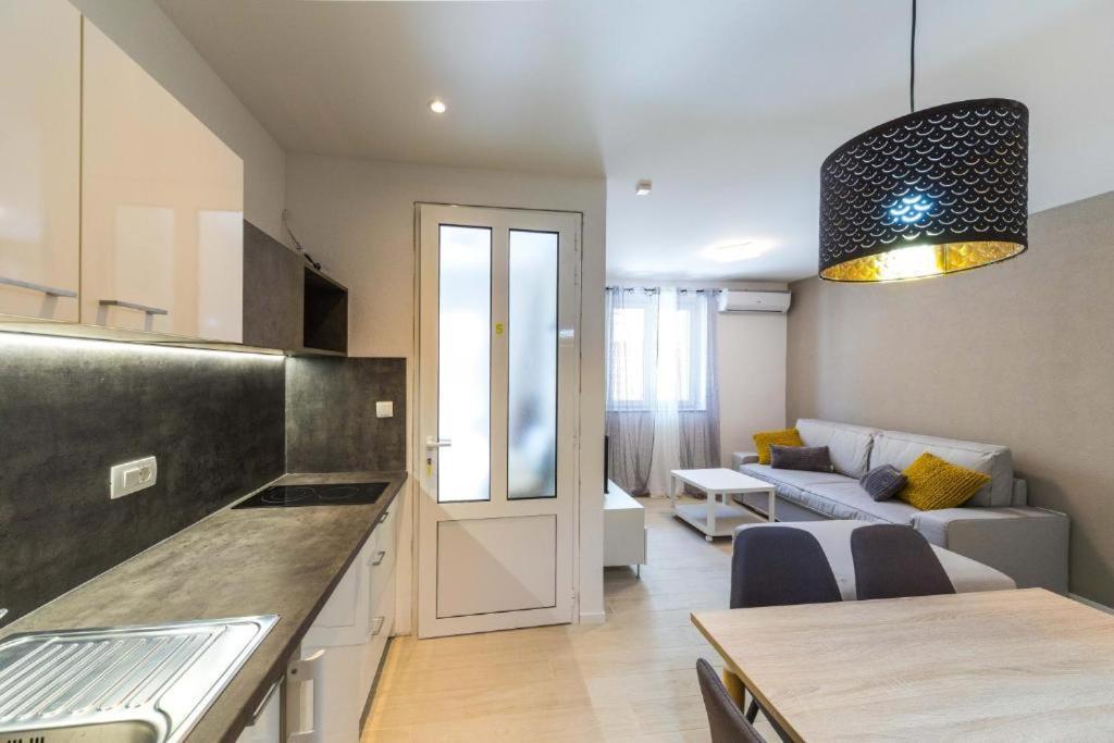 Apartments Gavran 2. 바스카보다 외부 사진